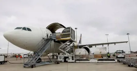 ارتفاع أسعار الشحن الجوي العالمية ارتفاع أسعار الشحن الجوي العالمية