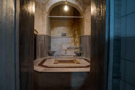 عرض حمام تاريخي بإسطنبول للبيع مقابل مبلغ كبير