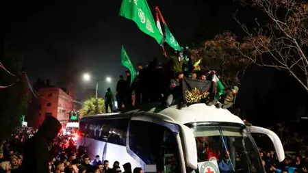 إطلاق سراح 90 أسيراً فلسطينياً  إطلاق سراح 90 أسيراً فلسطينياً