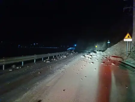 زلزال بقوة 5.6 درجات يضرب غرب الصين زلزال بقوة 5.6 درجات يضرب غرب الصين