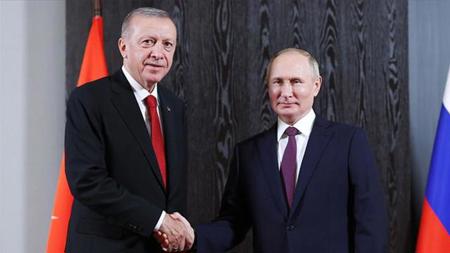 أردوغان يهنئ الرئيس الروسي بوتين على فوزه بالرئاسة