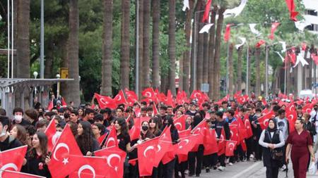 احتفالات 19 مايو تعم جميع أنحاء تركيا 