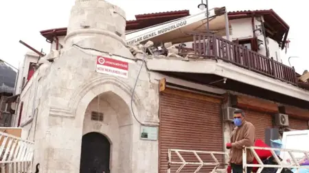 كيف يستقبل الناجين من الزلازل شهر رمضان المبارك؟ كيف يستقبل الناجين من الزلازل شهر رمضان المبارك؟