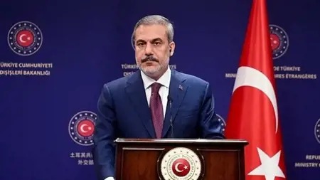 وزير الخارجية التركي يتحدث هاتفياً مع نظيره السوري حول التطورات الإقليمية