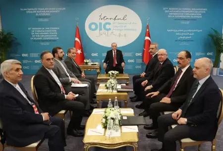 أردوغان يلتقي وزير الخارجية الإيراني في إسطنبول لبحث التصعيد مع إسرائيل أردوغان يلتقي وزير الخارجية الإيراني في إسطنبول لبحث التصعيد مع إسرائيل