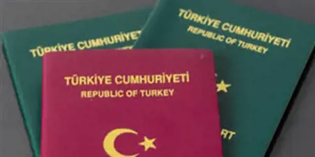 بين الرفض والتعقيد: لماذا يُحرم الأتراك من دخول منطقة شنغن؟