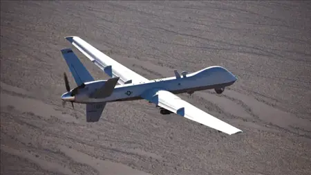 أنباء عن اصطدام مقاتلة روسية بمسيرة أمريكية فوق البحر الأسود أنباء عن اصطدام مقاتلة روسية بمسيرة أمريكية فوق البحر الأسود