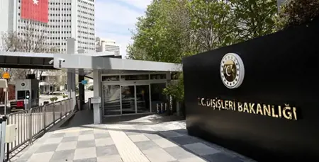 وزارة الخارجية التركية تحذر مواطنيها من السفر إلى لبنان