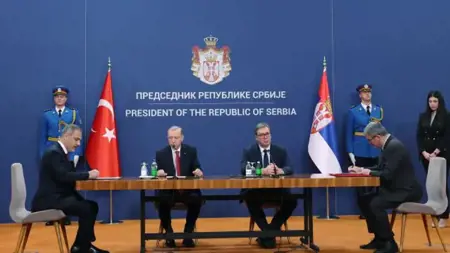 توقيع 11 اتفاقية تعاون بين تركيا وصربيا في عدة مجالات توقيع 11 اتفاقية تعاون بين تركيا وصربيا في عدة مجالات