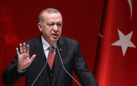 إحباط محاولة إنقلاب في أنقرة.. وأردوغان يستدعي وزير العدل ورئيس الإستخبارات التركية