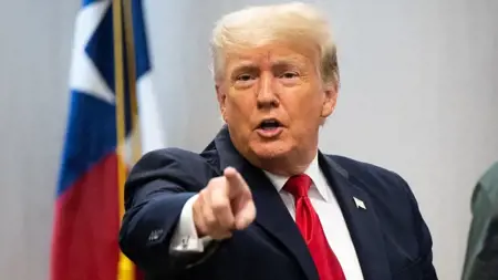 ترامب يتوقع اعتقاله قريبا.. ويدعو أنصاره للتظاهر ترامب يتوقع اعتقاله قريبا.. ويدعو أنصاره للتظاهر