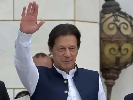 السجن 10 أعوام على عمران خان بتهمة تسريب أسرار الدولة السجن 10 أعوام على عمران خان بتهمة تسريب أسرار الدولة