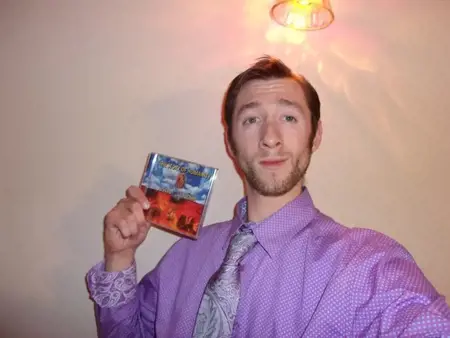 صادم: شاب أمريكي يذبح والده وينشر فيديو لرأسه المقطوع على يوتيوب ويدعو للثورة على بايدن