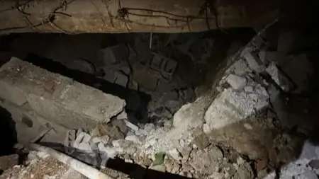 انهيار منزل بسبب الأمطار الغزيرة في ماردين انهيار منزل بسبب الأمطار الغزيرة في ماردين