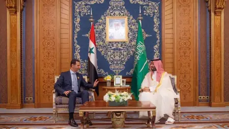 كواليس لقاء ولي العهد السعودي محمد بن سلمان ببشار الأسد كواليس لقاء ولي العهد السعودي محمد بن سلمان ببشار الأسد