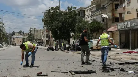 إسرائيل تشنّ سلسلة هجمات على جنوب لبنان رغم وقف إطلاق النار