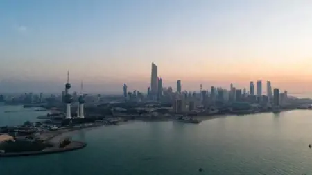 الجيش الكويتي يعلن تصدي الدفاعات الجوية لهجوم بصواريخ ومسيّرات مصدرها إيران