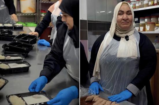 بينهن كفيفة: مطبخ مجتمعي في صيدا يجمع نازحات الجنوب اللبناني لإطعام المتضررين من القصف