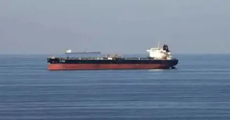 توقف شحنات النفط عبر مضيق هرمز: تهديد للسوق العالمية للطاقة