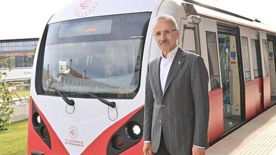 بيان هام من وزير النقل بشأن المواصلات العامة في تركيا