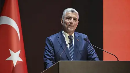 وزير التجارة التركي: أصبحنا القاعدة الإنتاجية الـ13 عالمياً في صناعة السيارات