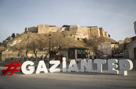 بلدية غازي عنتاب الكبرى توافق على بروتوكول التوأمة مع مدينة غزة