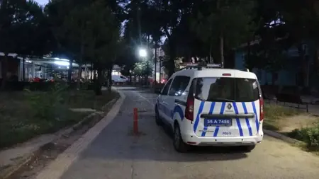 مقتل شخص وإصابة اثنين خلال قتال مسلح في إزمير مقتل شخص وإصابة اثنين خلال قتال مسلح في إزمير