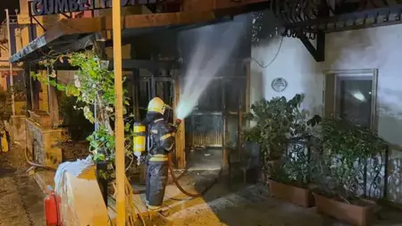 اندلاع حريق ضخم في فندق بولاية بودروم اندلاع حريق ضخم في فندق بولاية بودروم