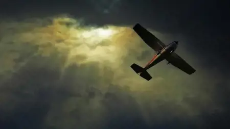 مقتل 5 أشخاص جراء تحطم طائرة أمريكية  مقتل 5 أشخاص جراء تحطم طائرة أمريكية