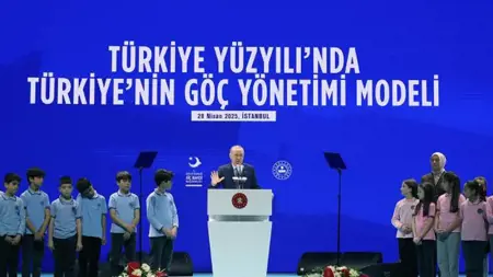 عاجل:أردوغان مخاطباً العالم بأسره .. "كنا الأنصار للسوريين" عاجل:أردوغان مخاطباً العالم بأسره .. "كنا الأنصار للسوريين"