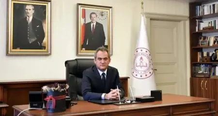 بشرى سارة لطلاب المدارس المتضررين من الزلازل في تركيا بشرى سارة لطلاب المدارس المتضررين من الزلازل في تركيا