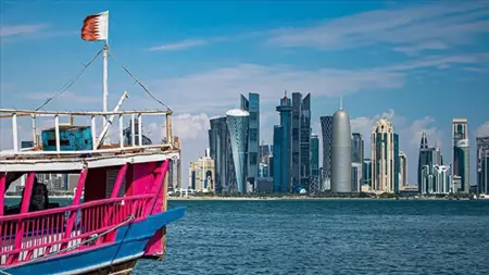 قطر تستأنف الملاحة البحرية بالكامل بعد توقف أسبوع إثر حادث إقليمي