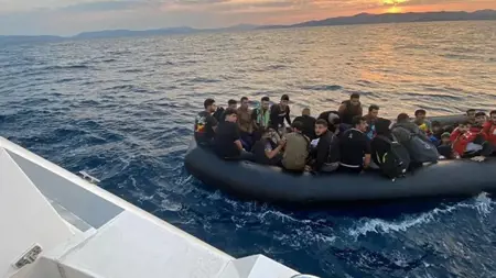 خفر السواحل التركي يوقف 56 مهاجرا غير نظامي بينهم 29 طفلًا 