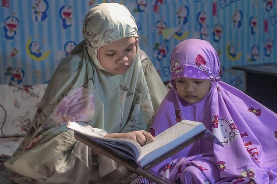 «خير الناس من تعلّم القرآن وعلّمه»: 300 حافظ يحتفلون بإجازتهم في هكاري بحضور مستشار الرئيس التركي