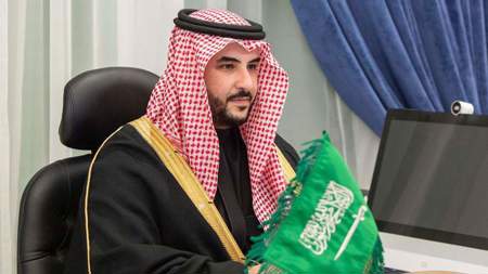 وزير الدفاع السعودي الجديد..محطات "هامة" في مسيرة الأمير الشاب  خالد بن سلمان 