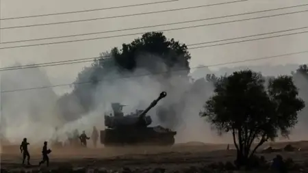 لبنان تمطر إسرائيل بوابل من الصواريخ لبنان تمطر إسرائيل بوابل من الصواريخ