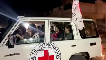 مصر تجمد واسطتها في عملية تبادل الأسرى بقطاع غزة مصر تجمد واسطتها في عملية تبادل الأسرى بقطاع غزة