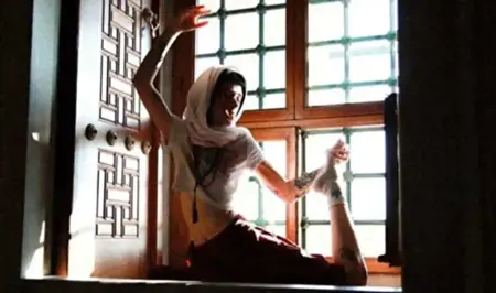 عاجل :اعتقال مخرج وعارضة أزياء  داخل مسجد في أنقرة  عاجل :اعتقال مخرج وعارضة أزياء  داخل مسجد في أنقرة