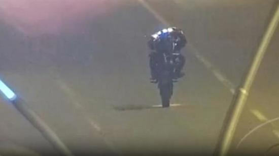سحب رخصة قيادة من سائق دراجة نارية في ديار بكر..لهذا السبب سحب رخصة قيادة من سائق دراجة نارية في ديار بكر..لهذا السبب