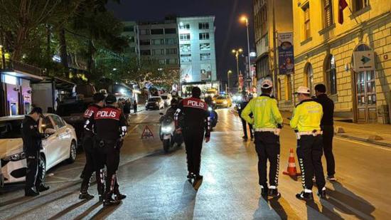 القبض على 545 مطلوباً بجرائم مختلفة في إسطنبول