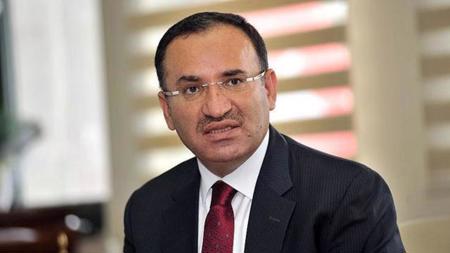 وزير العدل التركي يعلن إصابة بفيروس كورونا