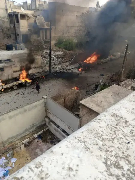 عاجل:انفجار سيارة وسط مدينة منبج في حلب عاجل:انفجار سيارة وسط مدينة منبج في حلب