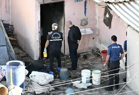 حادث مأساوي .. حريق يلتهم ثلاثة أطفال سوريين في أضنة حادث مأساوي .. حريق يلتهم ثلاثة أطفال سوريين في أضنة