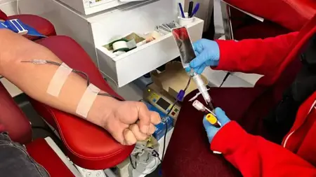 إقبال كبير على التبرع بالدم في تركيا  إقبال كبير على التبرع بالدم في تركيا