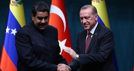 أردوغان ونظيره الفنزويلي يبحثان العلاقات الثنائية وقضايا إقليمية