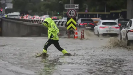 الأرصاد الجوية تطلق تحذير "أصفر" لخمس مدن تركية 