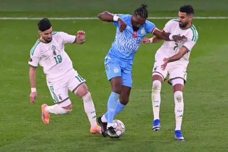 قمة إفريقية مشتعلة بين الجزائر ونيجيريا في ربع النهائي