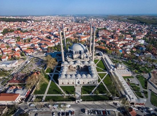 تعرّف على عاصمة الدولة العثمانية الأولى ومسقط رأس السلطان محمد الفاتح