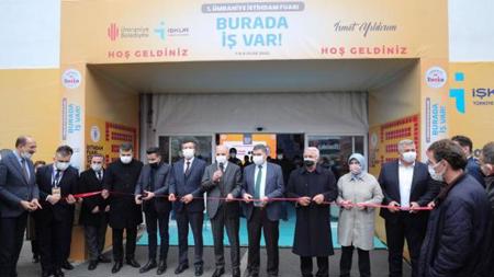تحت شعار "هنا عمل " ..افتتاح معرض توظيف بمدينة إسطنبول