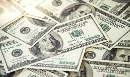 دولارات مزورة تثير الفوضى في دمشق